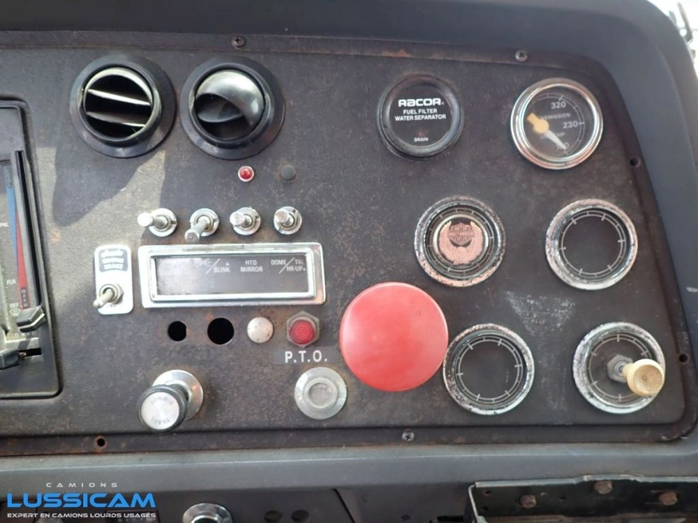 Ford L9000 1991