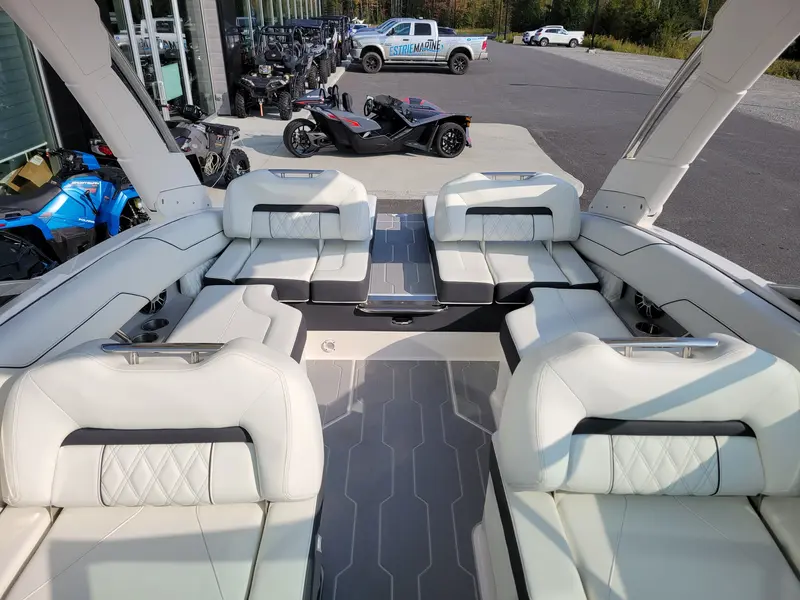 2024 Regal LS4 rabais de 8000$