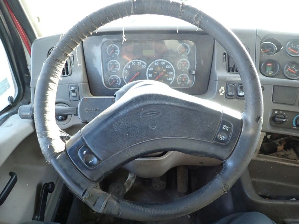 Sterling Lt8500 2007