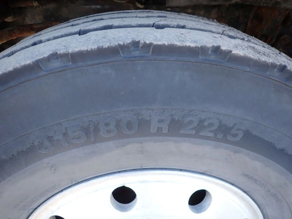 Sterling Lt8500 2007