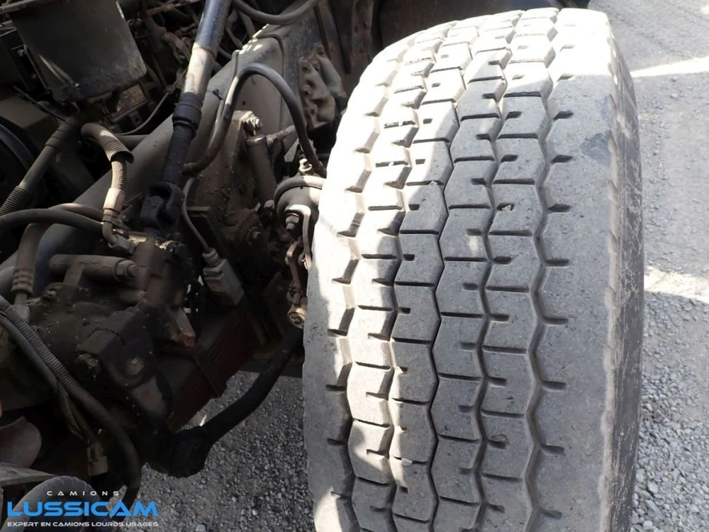 Ford L9000 1991