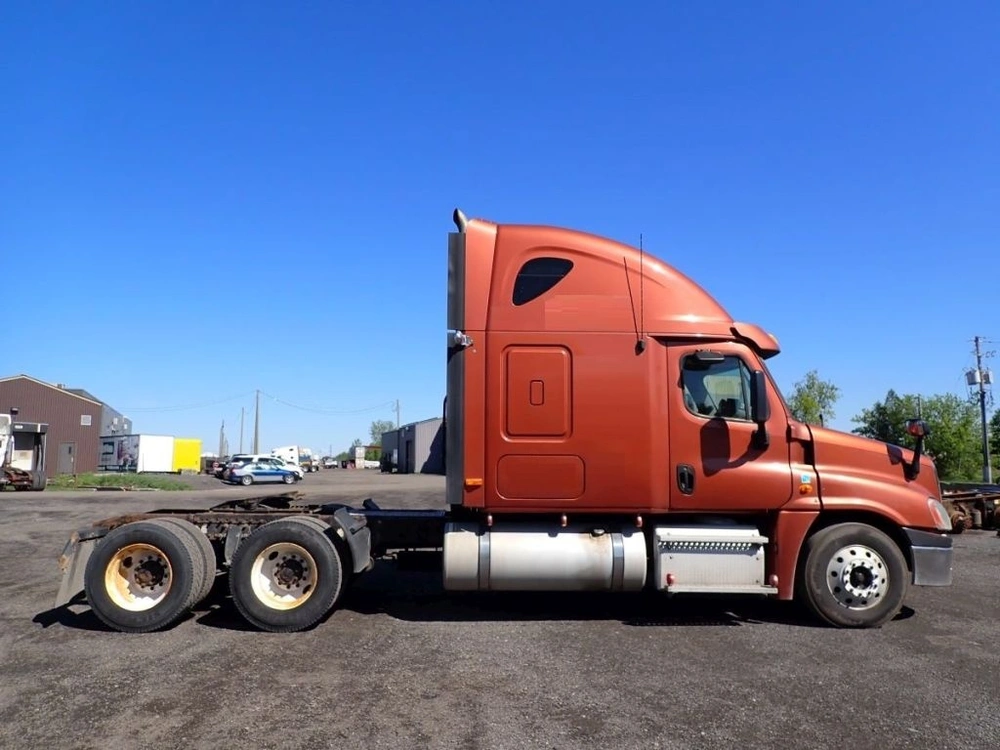 Freightliner Cascadia 2013