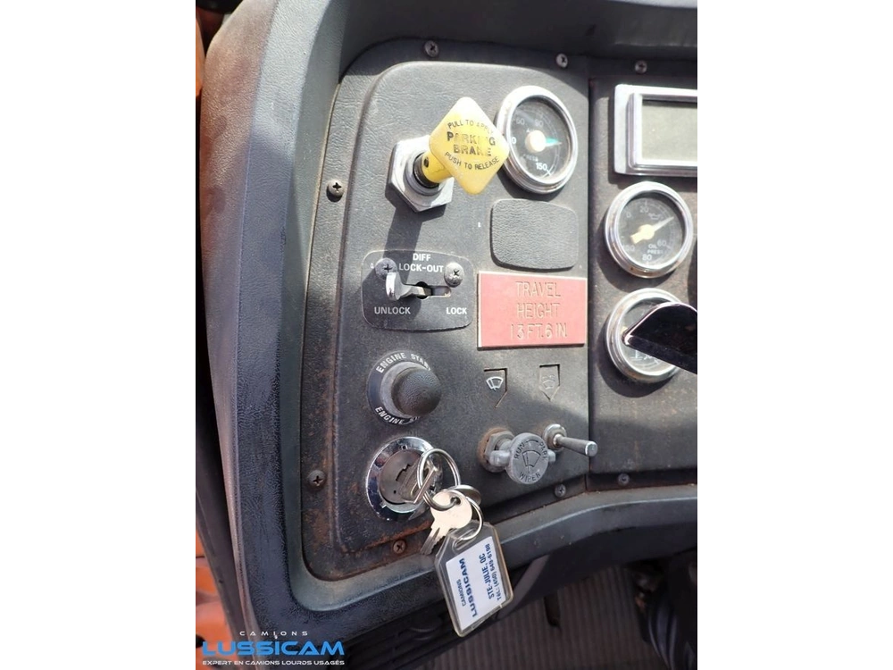 Ford L9000 1991