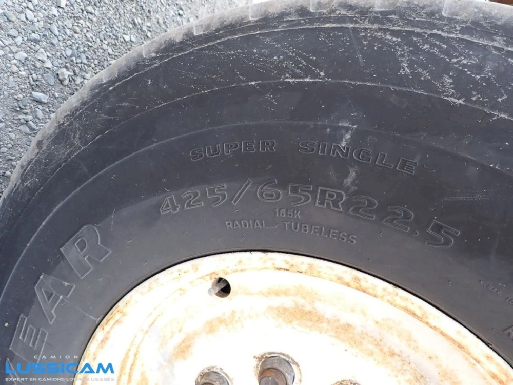 Ford L9000 1991