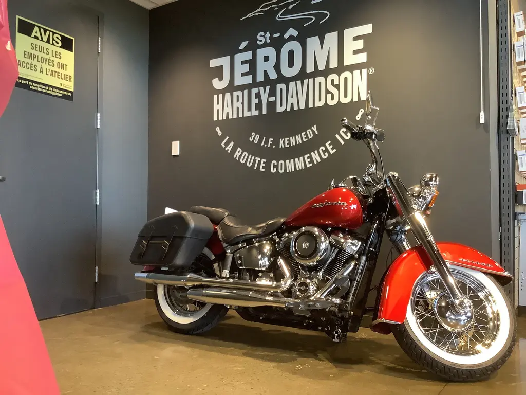 Harley-Davidson DELUXE 2018 - FLDE