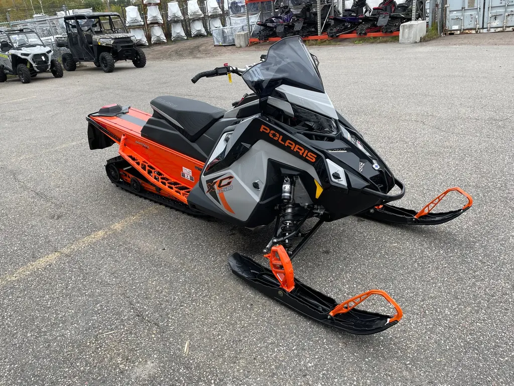 Polaris 850 SWITCHBACK XC 146 2023