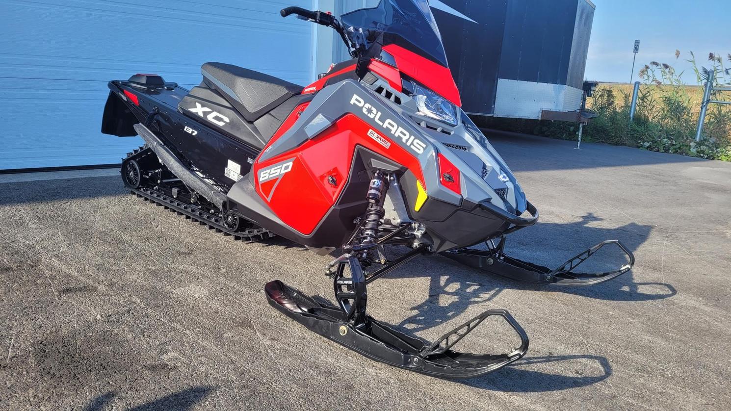 Polaris INDY XC 850 137 2024 neuf à StGervais GL Sport