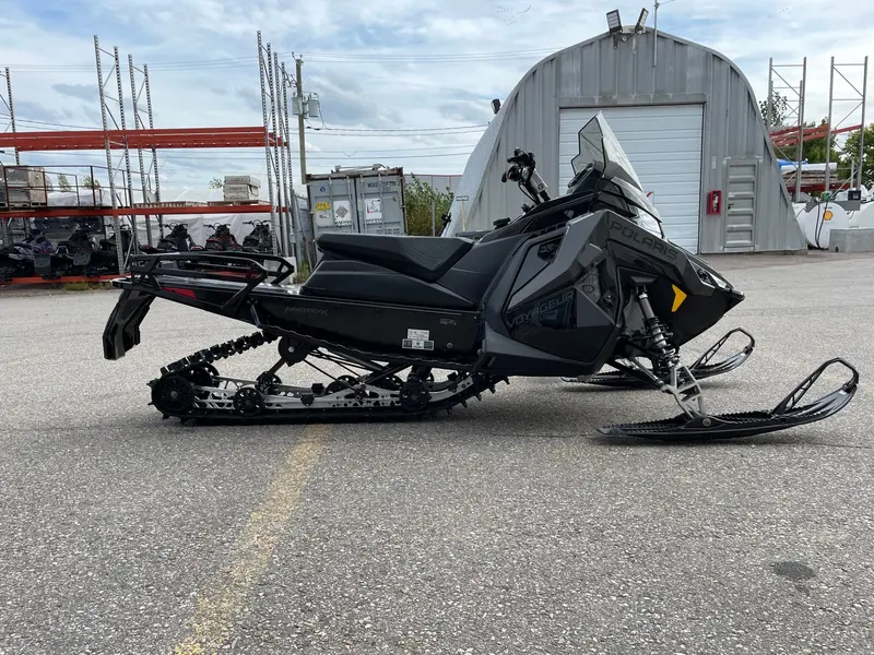 2024 Polaris 650 VOYAGEUR 146 ES