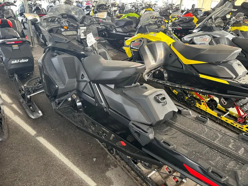 2022 Ski-Doo RENEGADE X 850