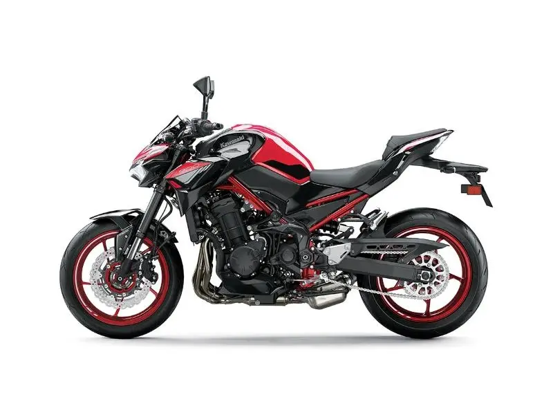 2024 Kawasaki Z900 (promo 600.0 inclus)