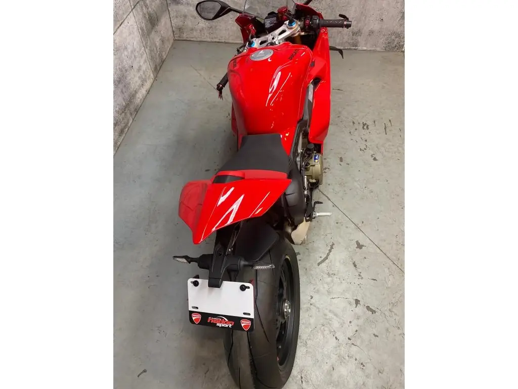 2023 Ducati PANIGALE V4S   (PLUS PROMO DE 600$*)