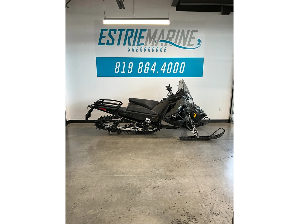 Polaris Prostar S4 Voyageur 146 1 000$ De Rabais, Jusqu'au 30-06-25 2024 alt