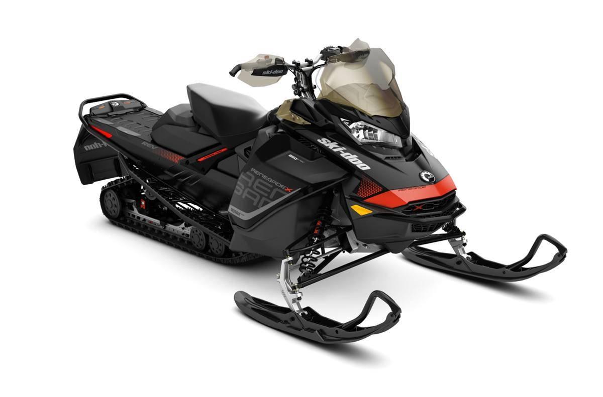 2017 Ski-Doo RENEGADE X 850 ETEC
