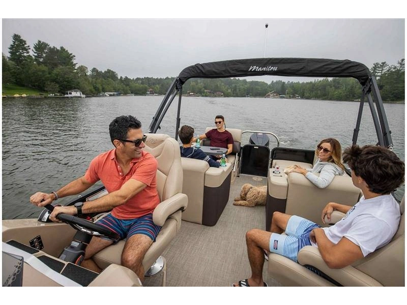 Manitou 23 Oasis Sr Vp 2022 alt