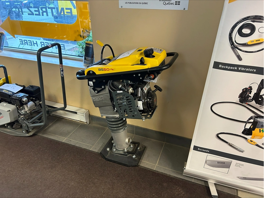 2024 Wacker Neuson Pilonneuse Vibrante Bs50-4 alt