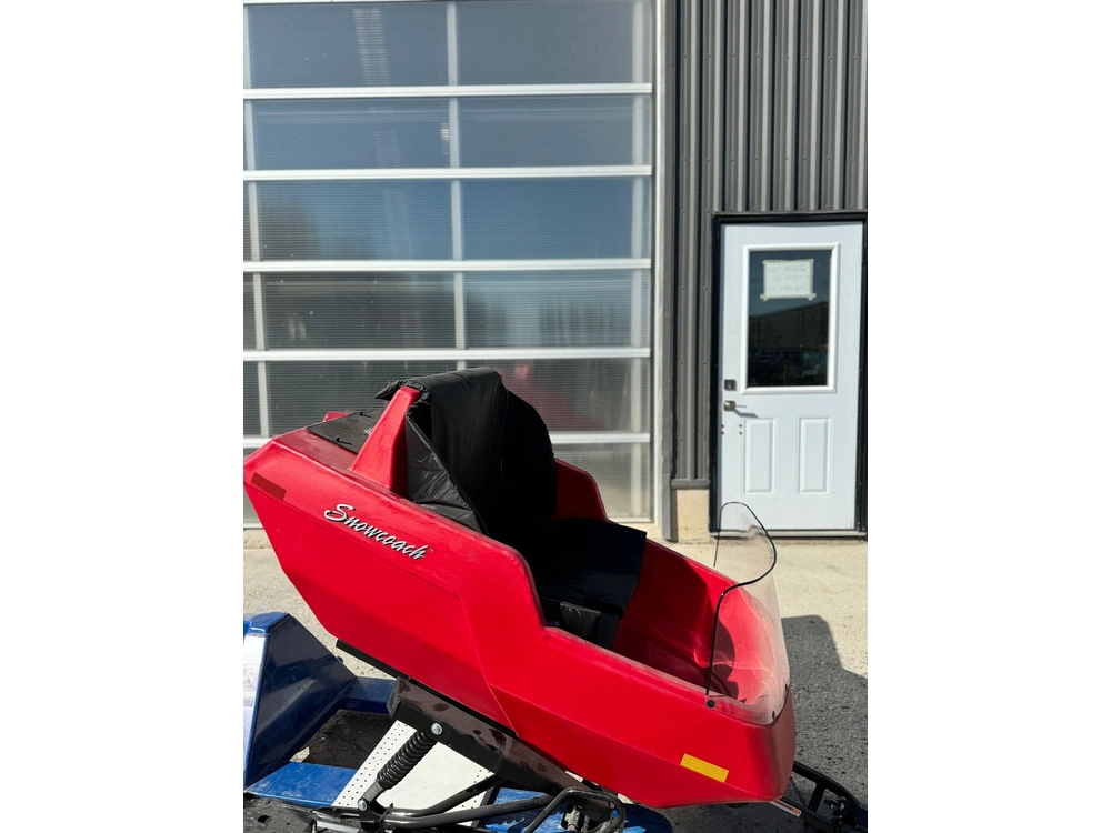 None Equinox Open Snowcoach alt