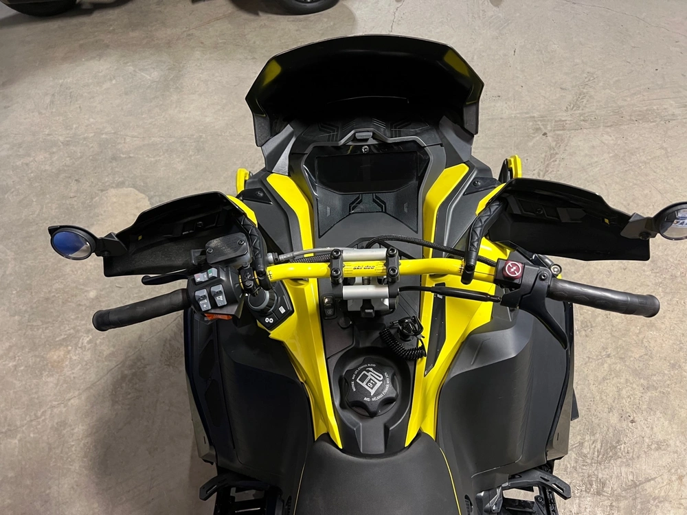 Ski-doo Renegade X 850 Etec 2022 alt