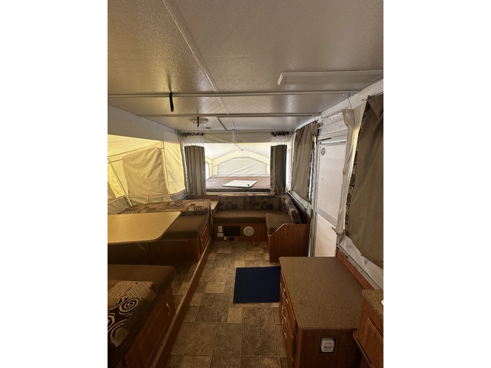 Rockwood Premier 2514g 2010 alt