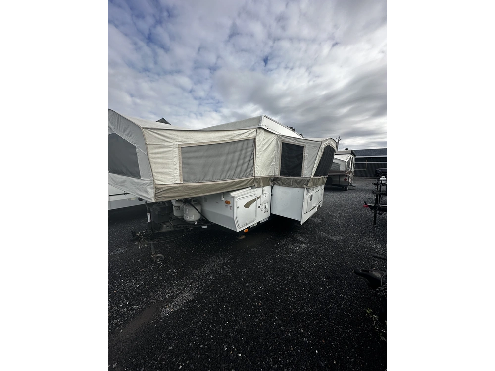 Rockwood Premier 2514g 2010 alt
