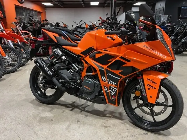 2023 KTM RC 390 GP 
