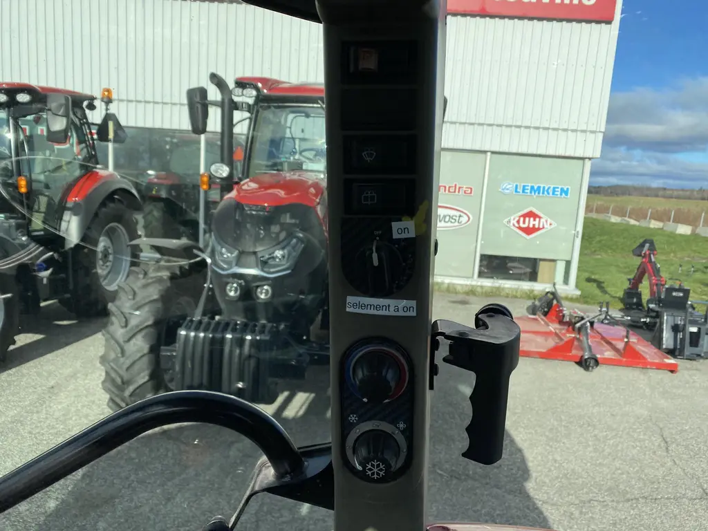Case IH Farmall 75C 2015