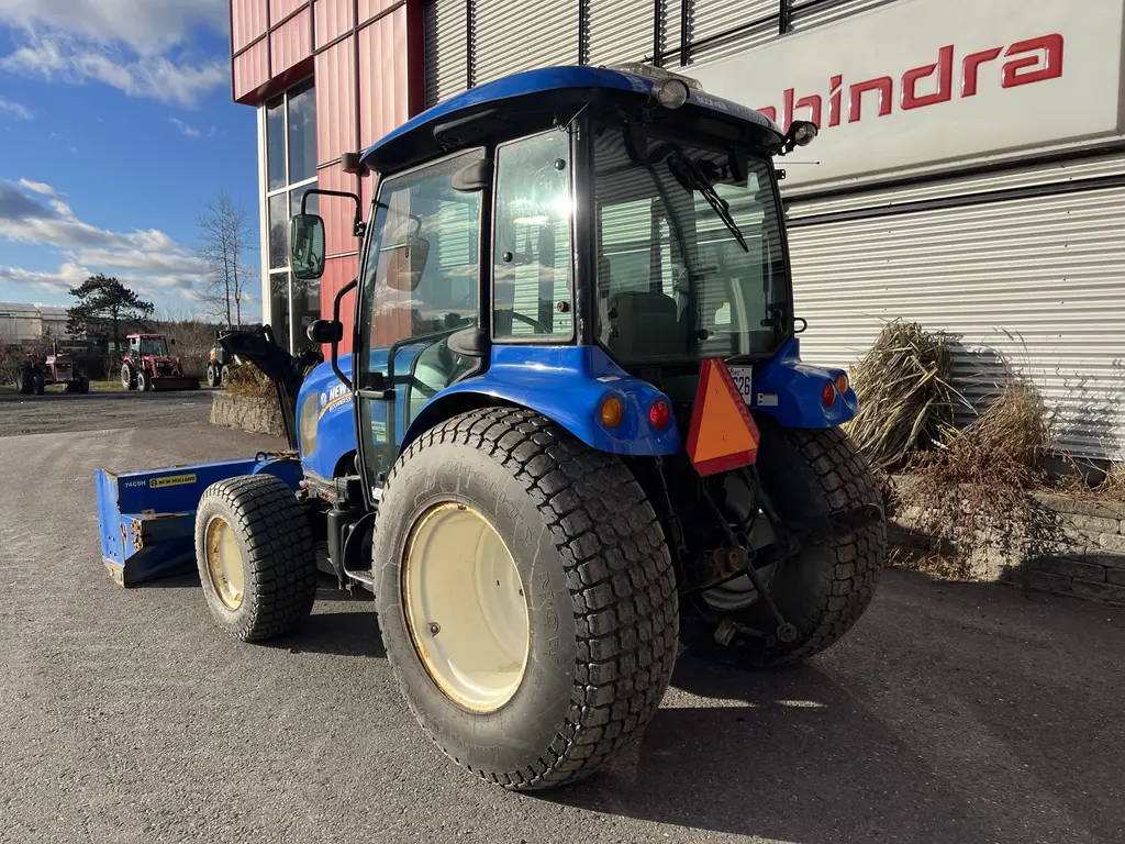 2019 New Holland Boomer 55
