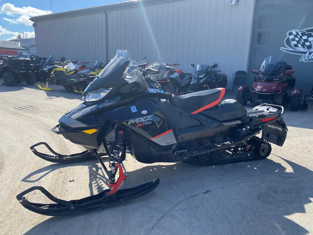 2020 Ski-Doo MXZ XRS 600R 