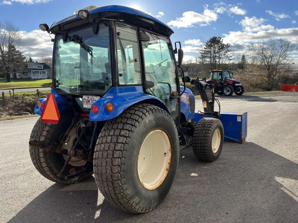 2019 New Holland Boomer 55