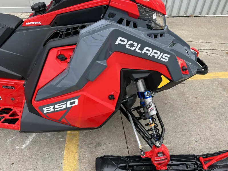 2024 Polaris 850 INDY VR1 137 DÉMO