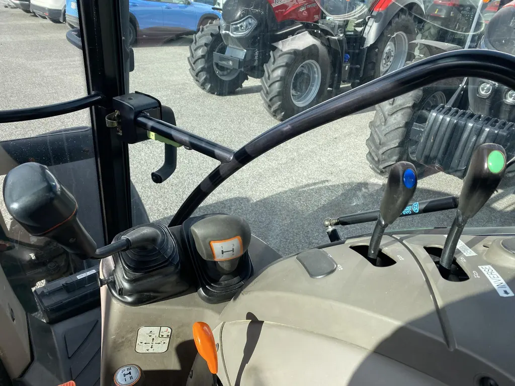 Case IH Farmall 75C 2015