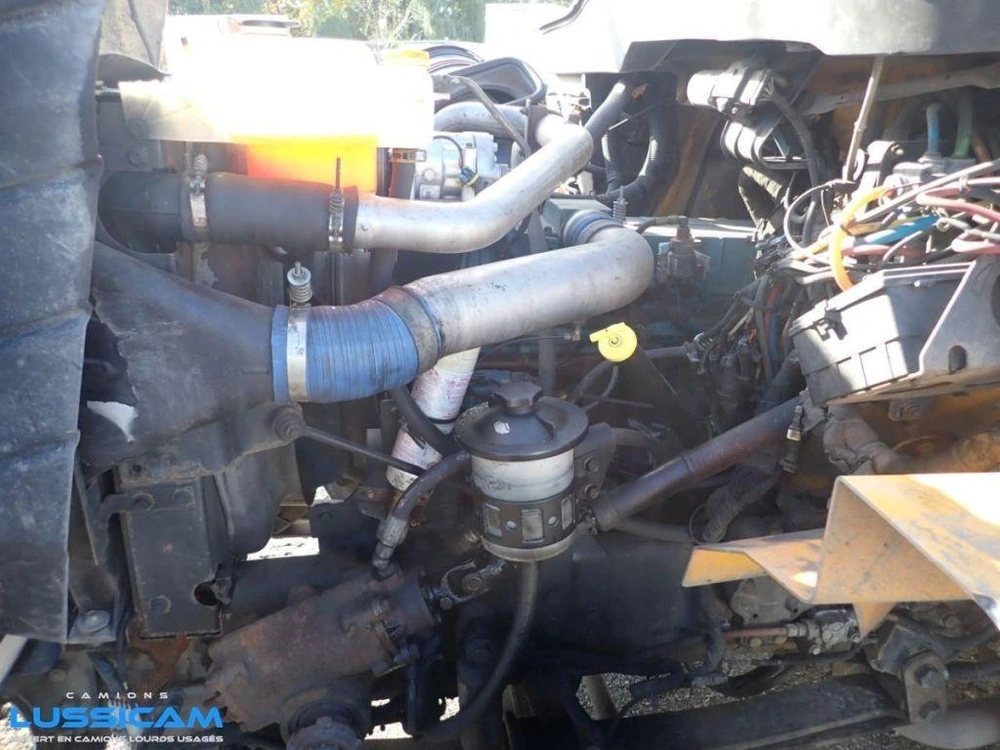 International 7500 2004