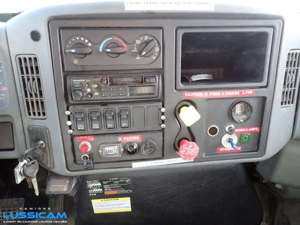 International 7500 2004