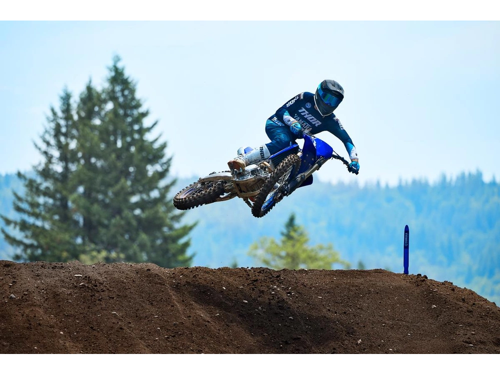 2024 Yamaha Yz450f alt