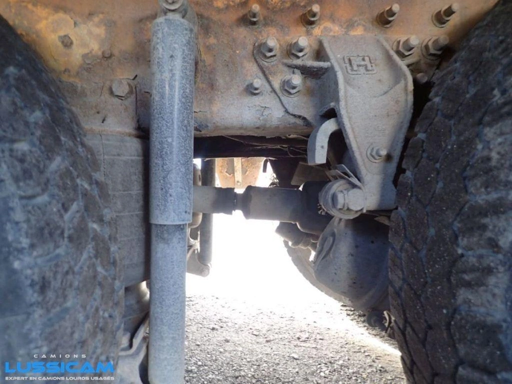 International 7500 2004