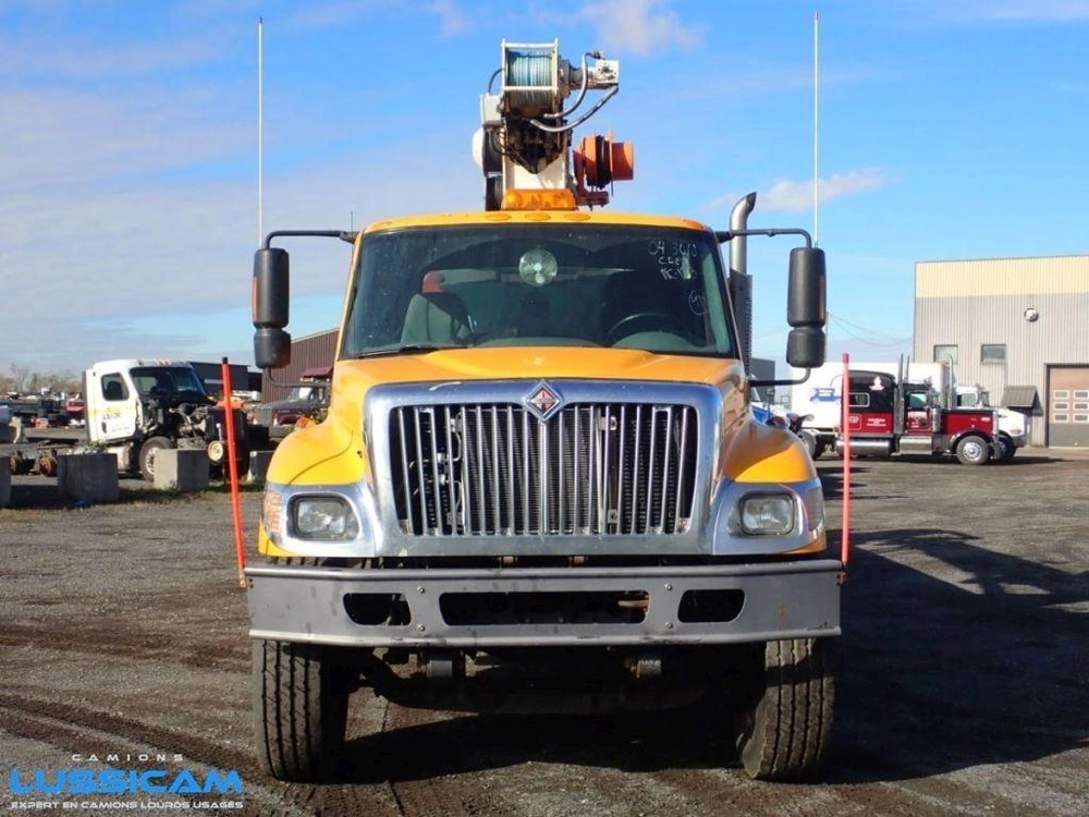 International 7500 2004