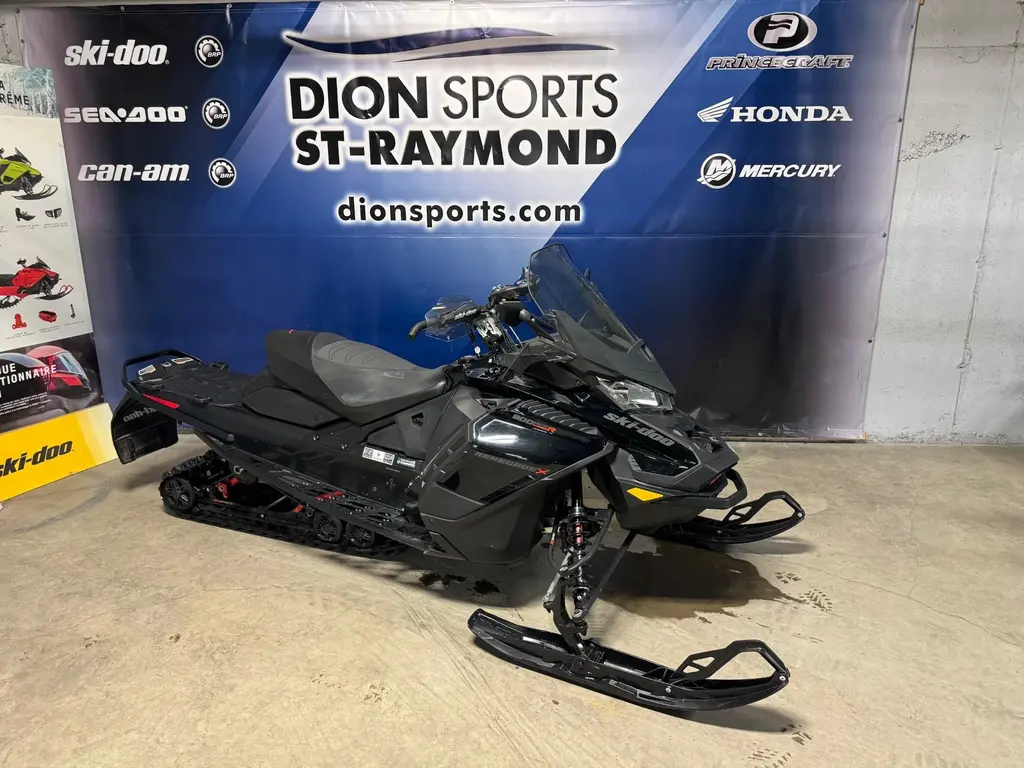 Ski-Doo RENEGADE X 900 TURBO R 2022