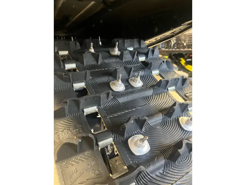 2023 Ski-Doo renegade competition 600 xrs