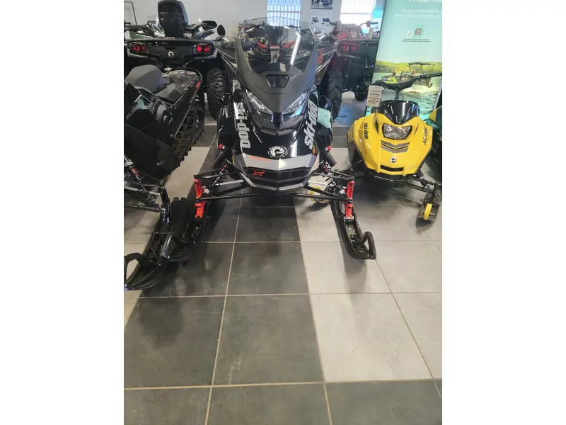 2020 Ski-Doo RENEGADE X-RS 850 E-TEC