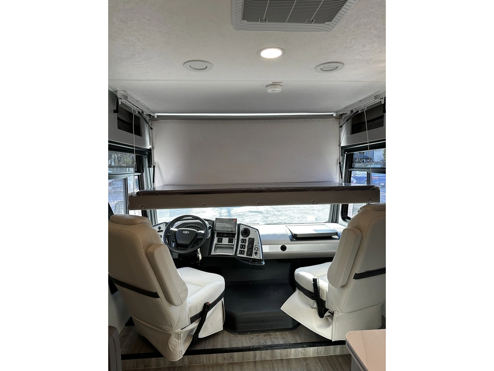 Coachmen Pursuit 31es 2024 alt