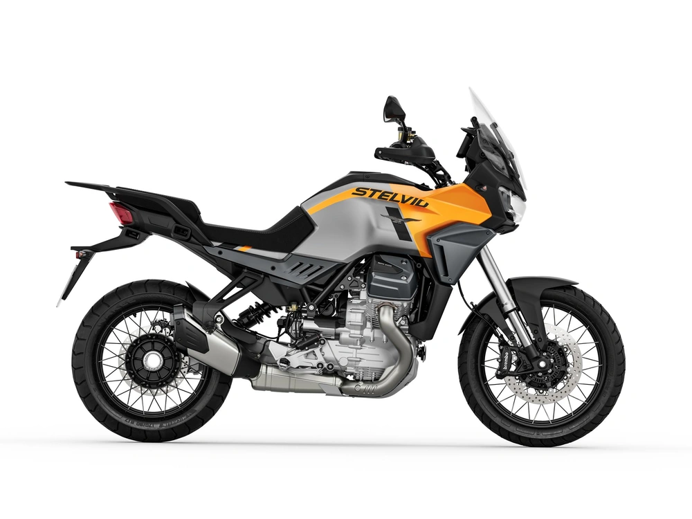 2026 Moto Guzzi Stelvio alt