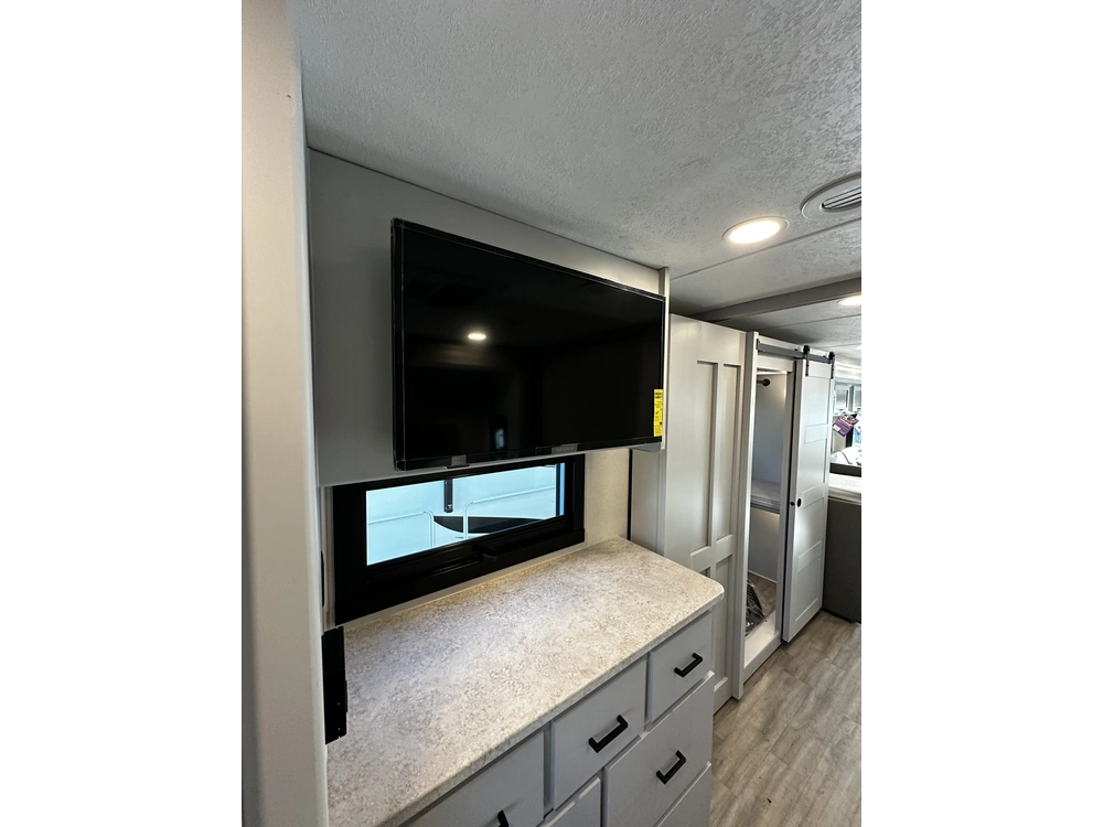 Coachmen Pursuit 31es 2024 alt