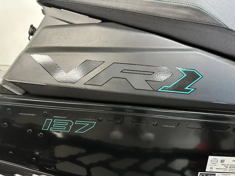 2024 Polaris 850 INDY VR1 BOOST 137