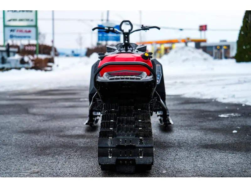 2021 Ski-Doo Summit X 850 165