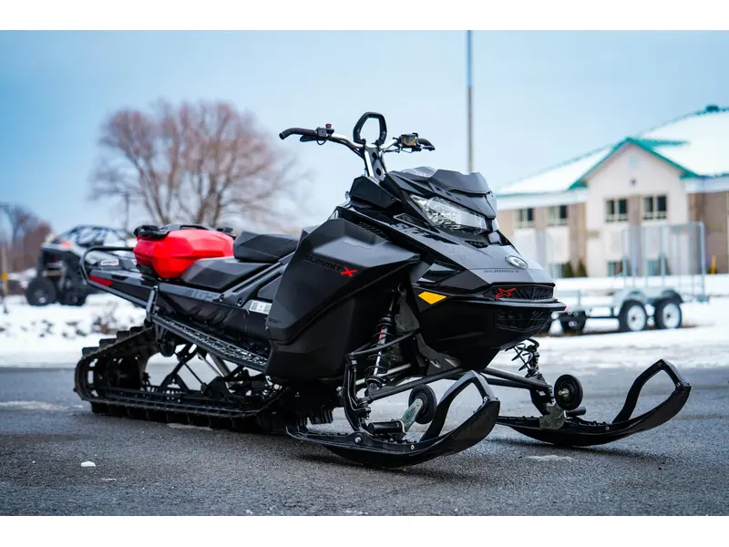 2021 Ski-Doo Summit X 850 165