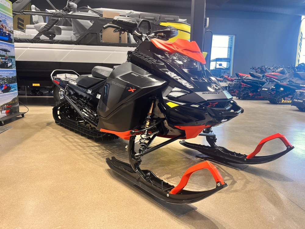 Ski-doo Summit Exp 850 2021 alt