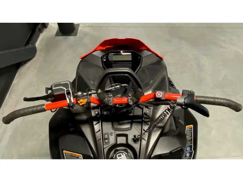 2022 Ski-Doo Summit X Expert 850 165