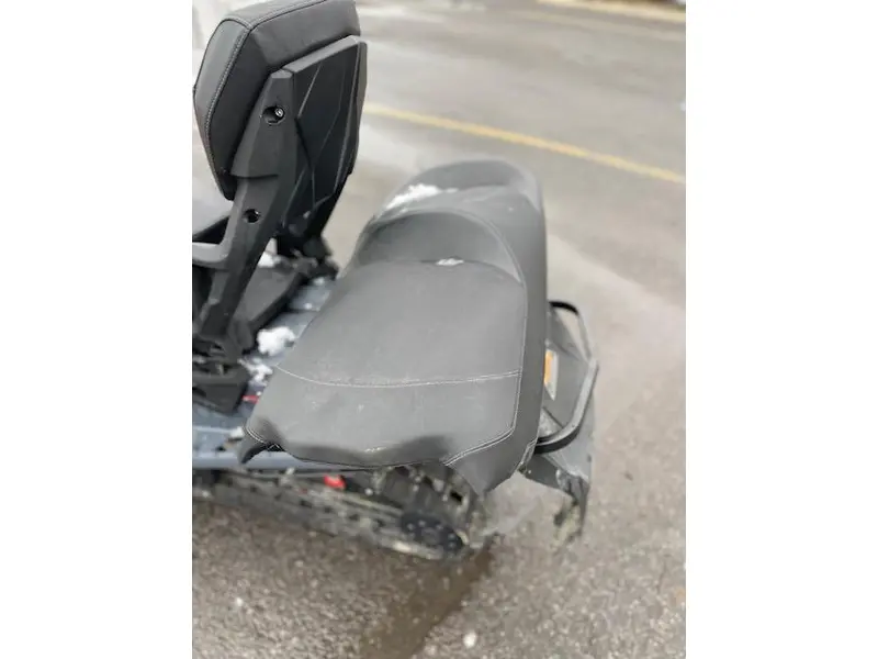 2018 Ski-Doo Renegade Enduro 600 HO E-TEC 137’’ SAVE $3500 RABAIS