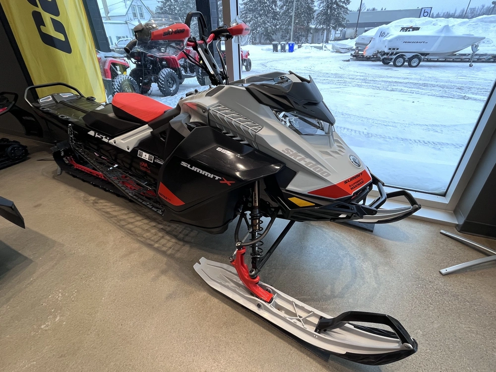 Ski-doo Summit Expert 154 2021 alt