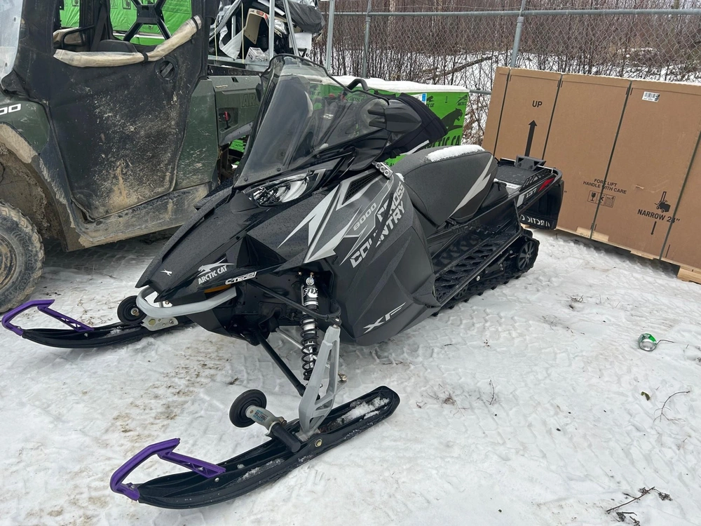 Arctic Cat Xf Cross Country Ltd 8000 2019 alt