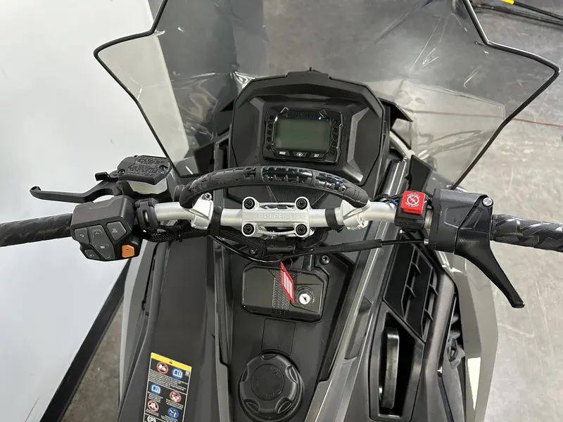 2024 Polaris 650 VOYAGEUR 146